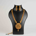 Meghavi Temple Necklace Set