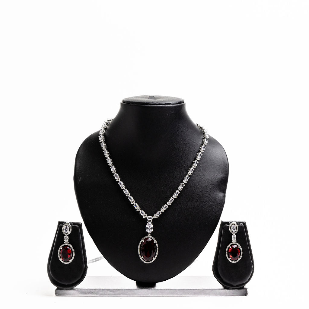 Maya Pendant Set