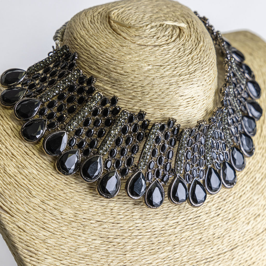 Ebony Classy Choker Set