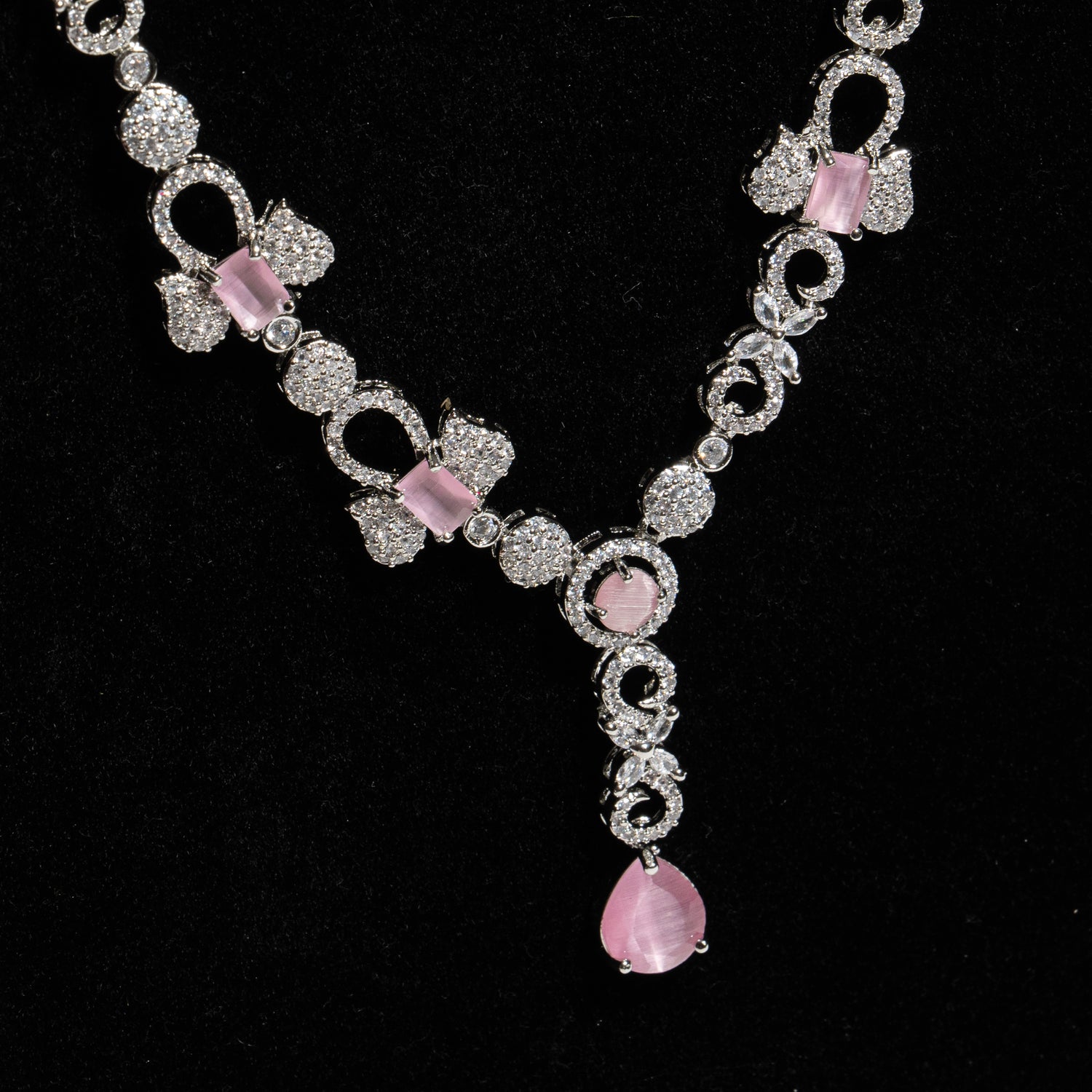 Pushpita Drop Pendant Set