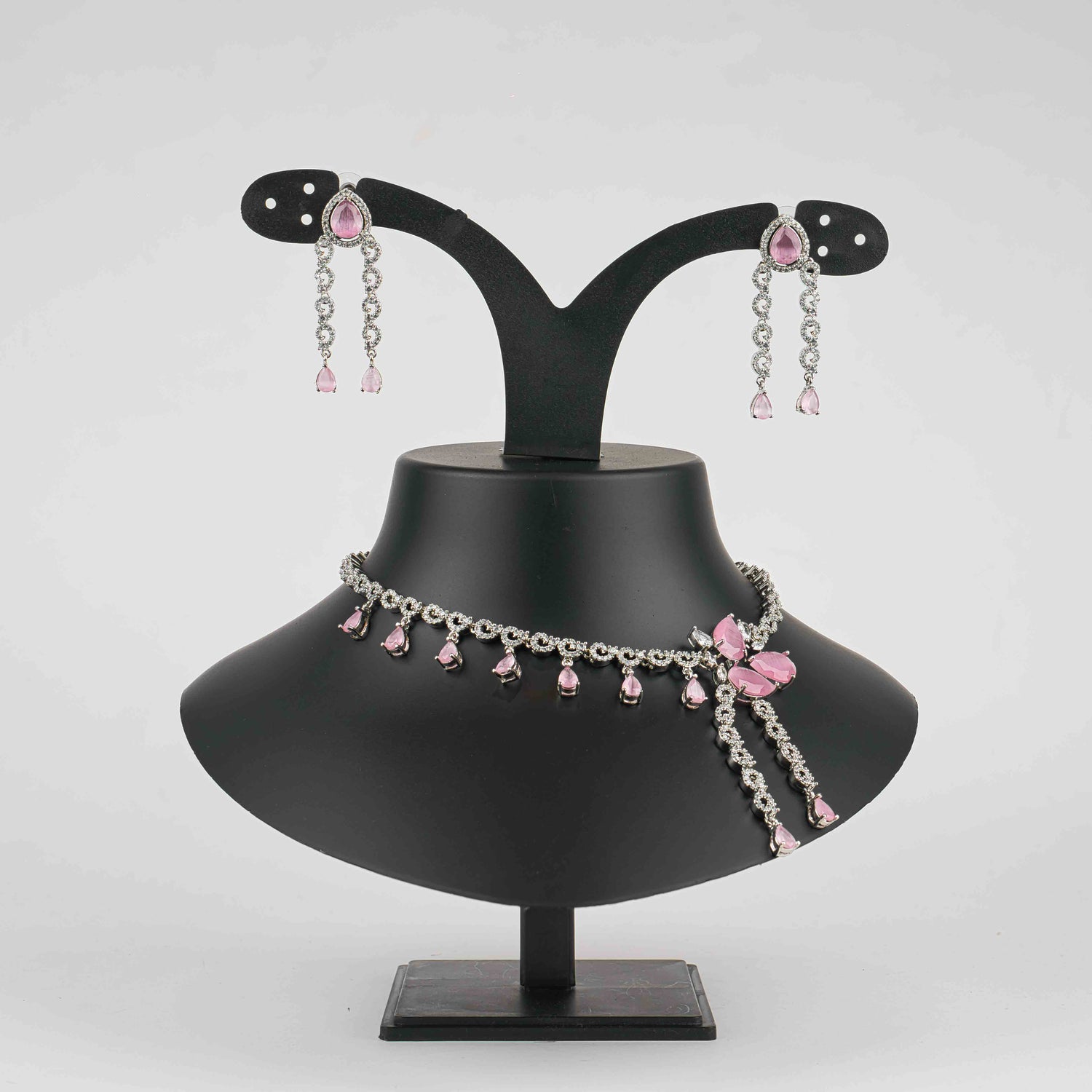 Lira Necklace Set