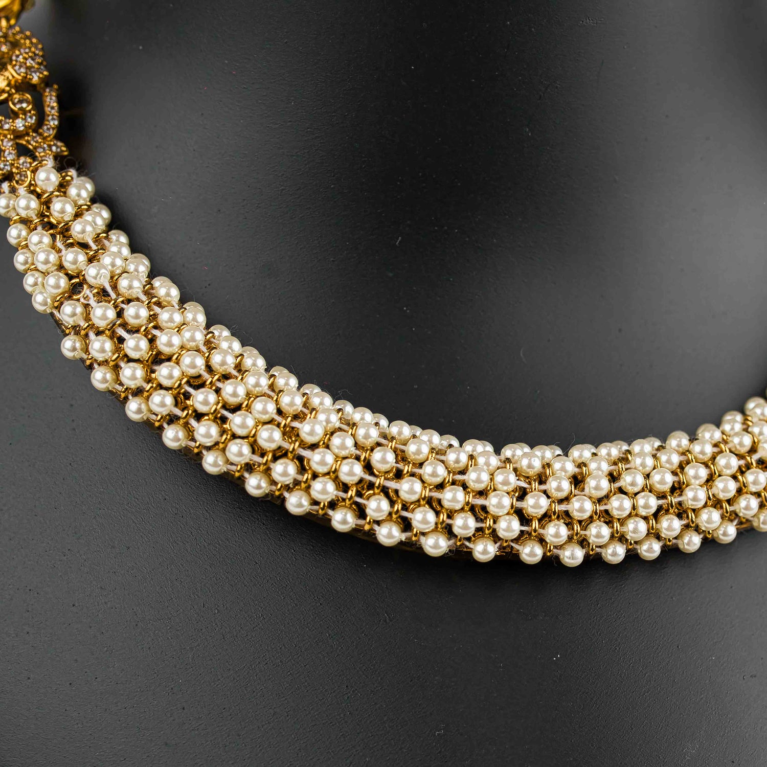 Navara Moti necklace Set