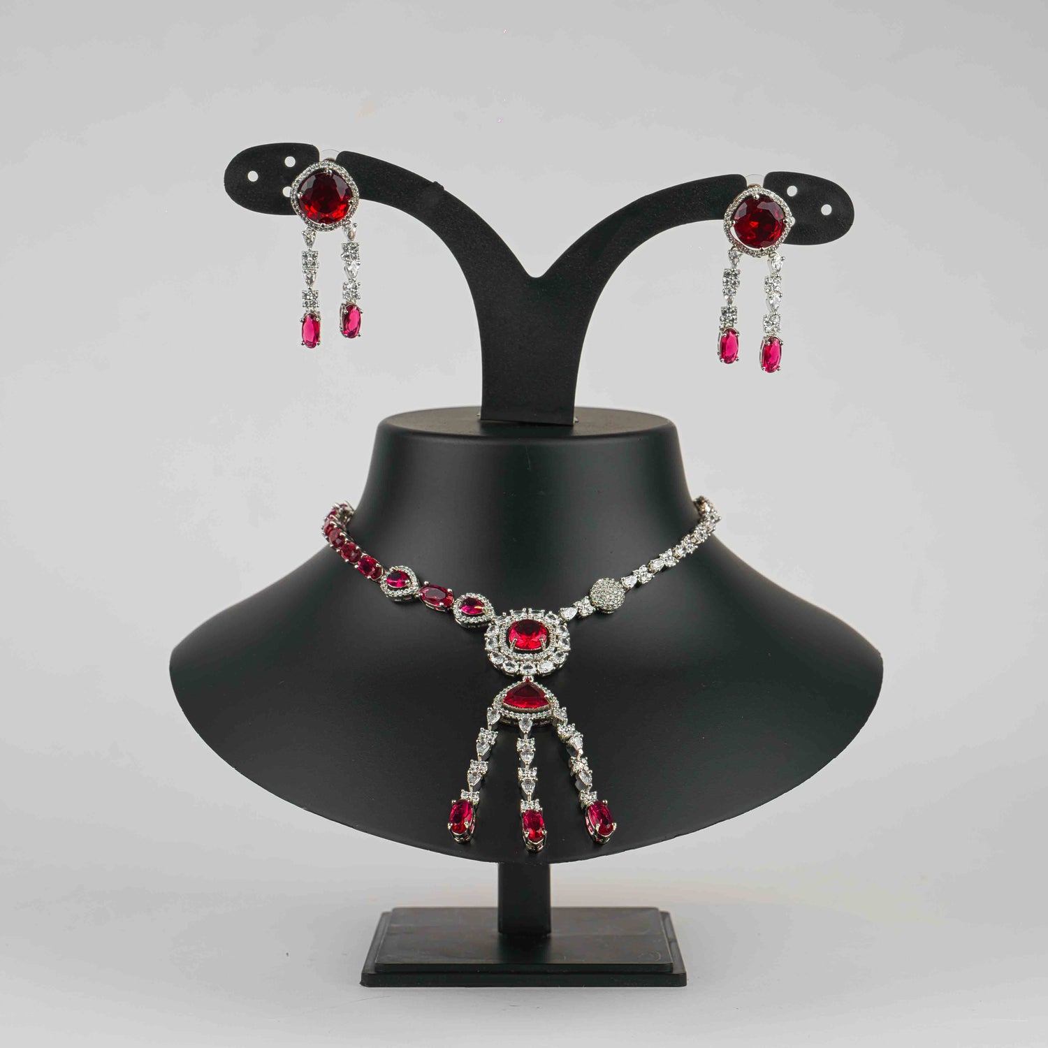 Simran Necklace Set