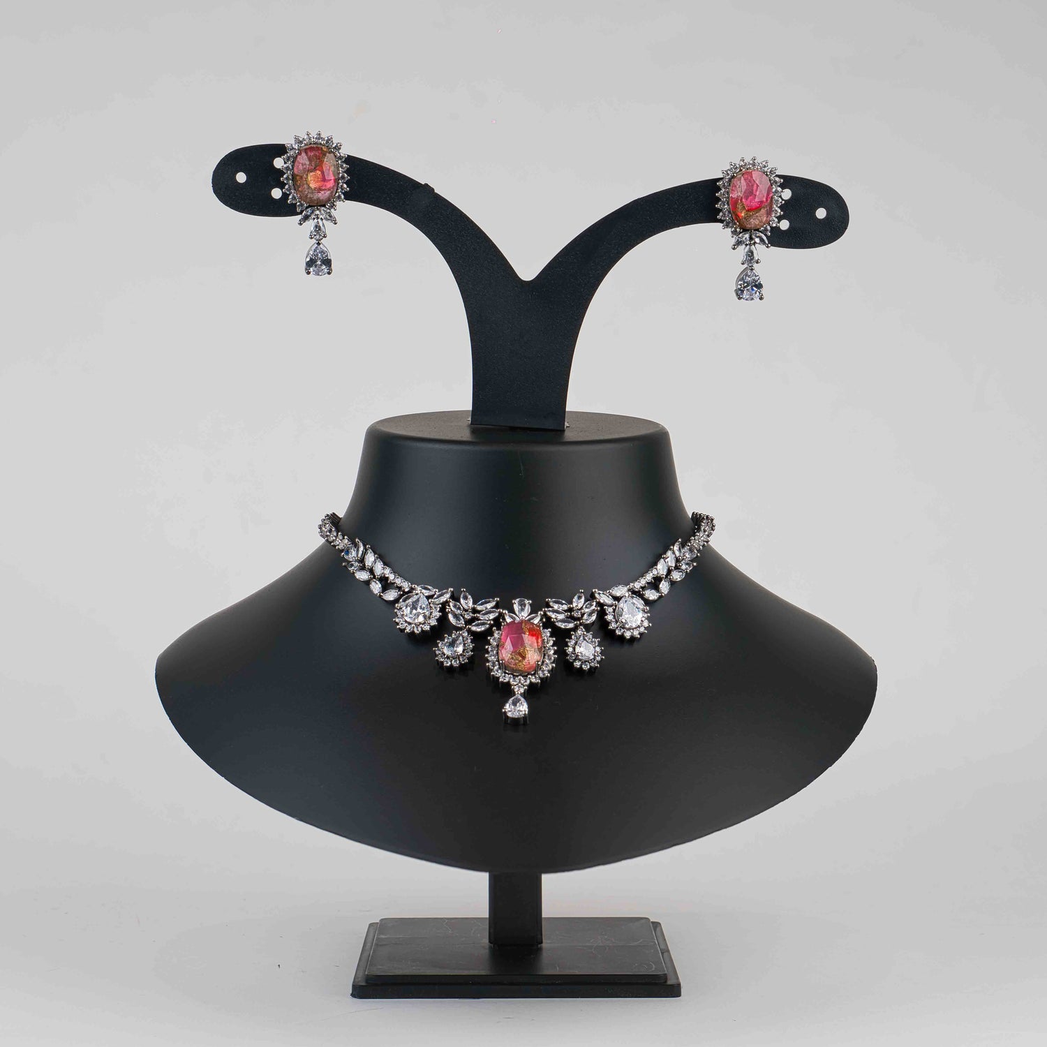 Fiza Pendant Set