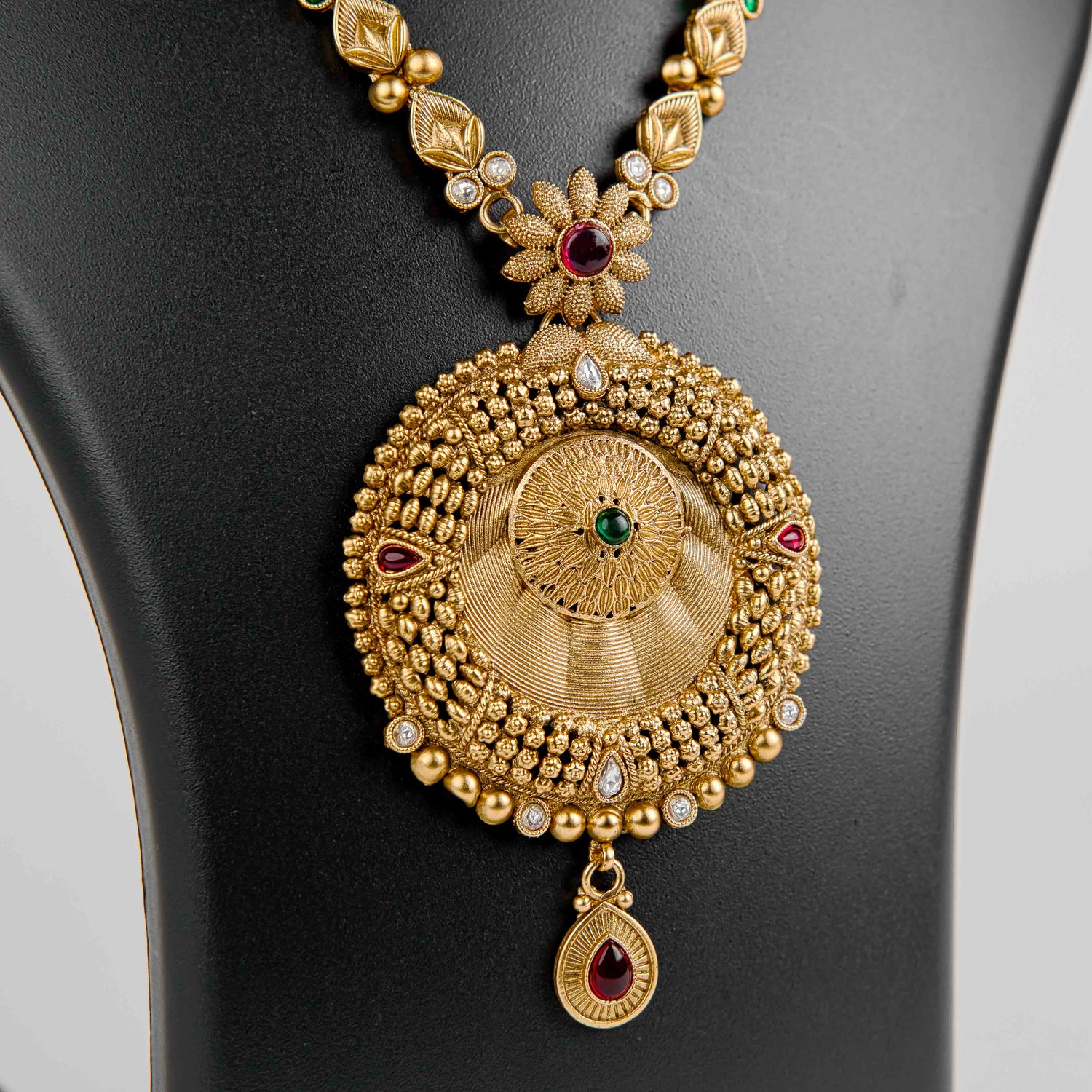 Safyia Temple Necklace Set