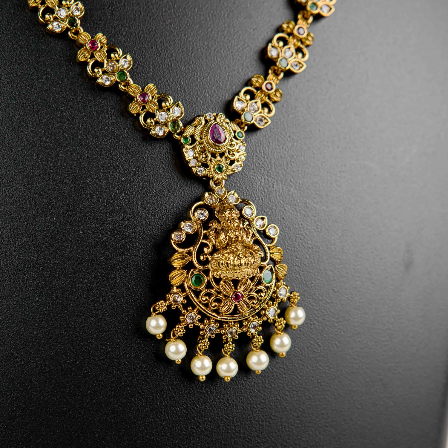 Dua Temple Necklace set
