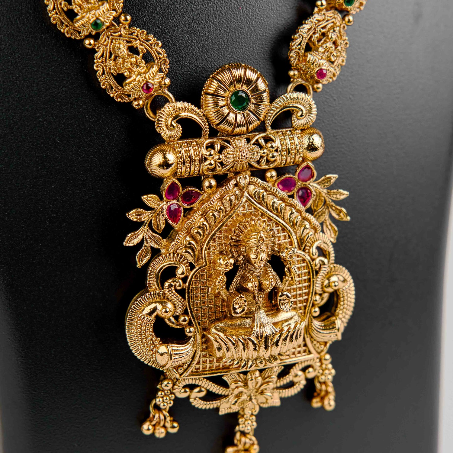 Mandira Temple Necklace Set