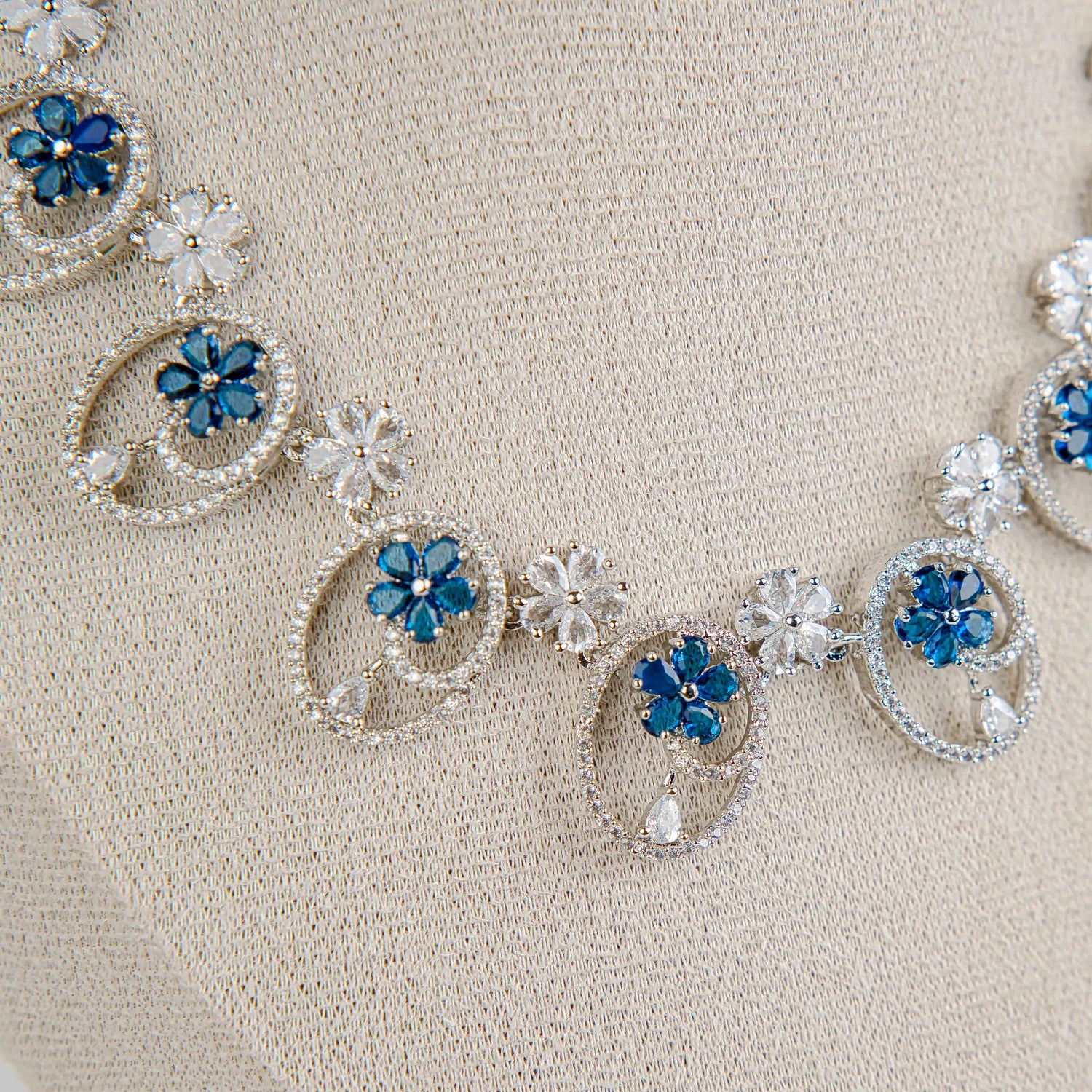 Zarina Necklace Set