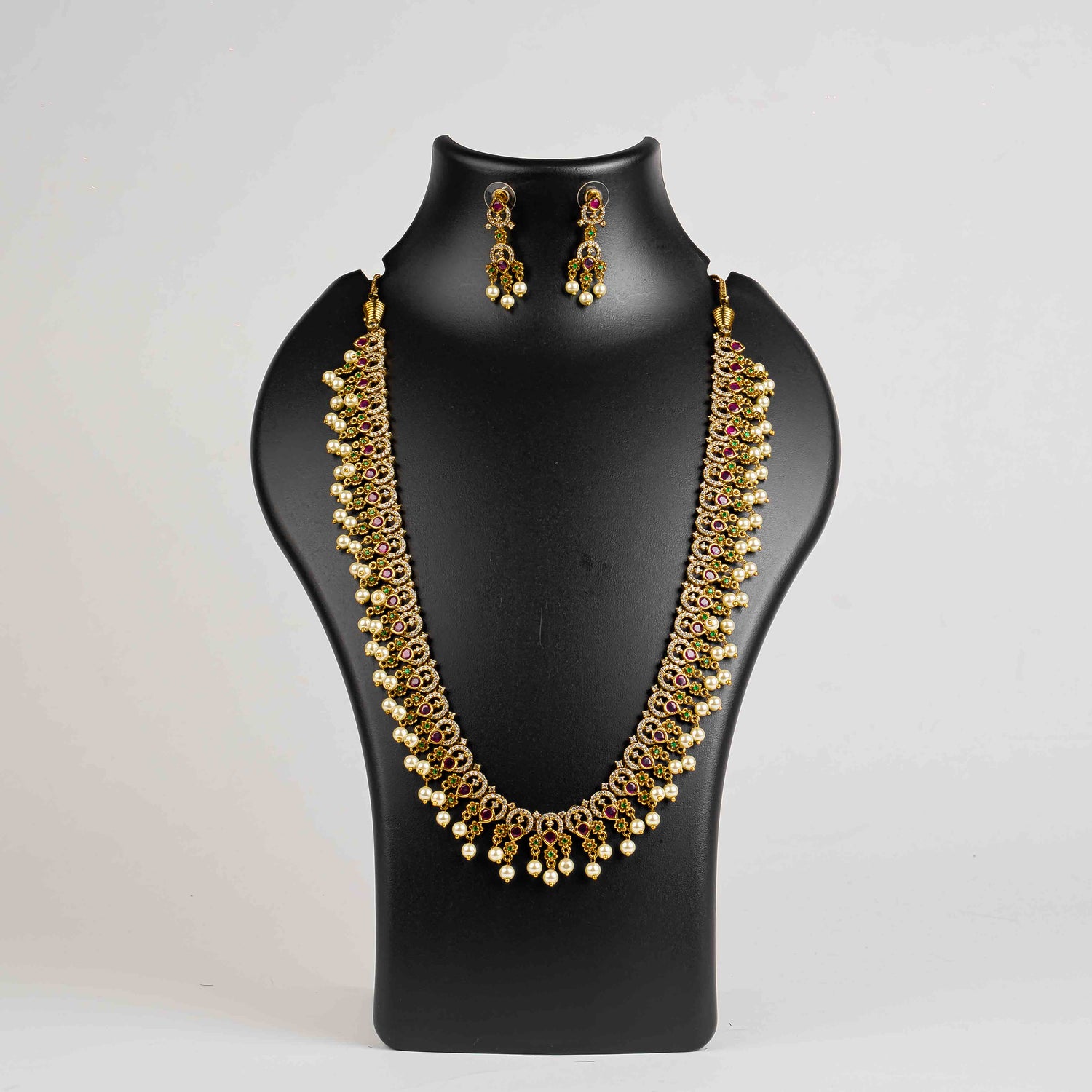 Leena Temple Necklace Set