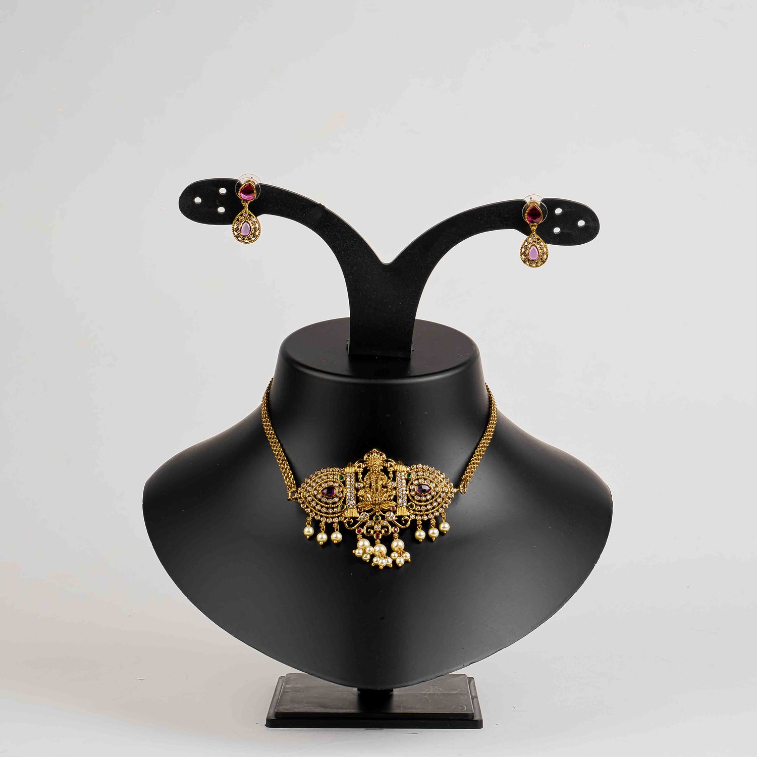 Freya Temple Choker Set