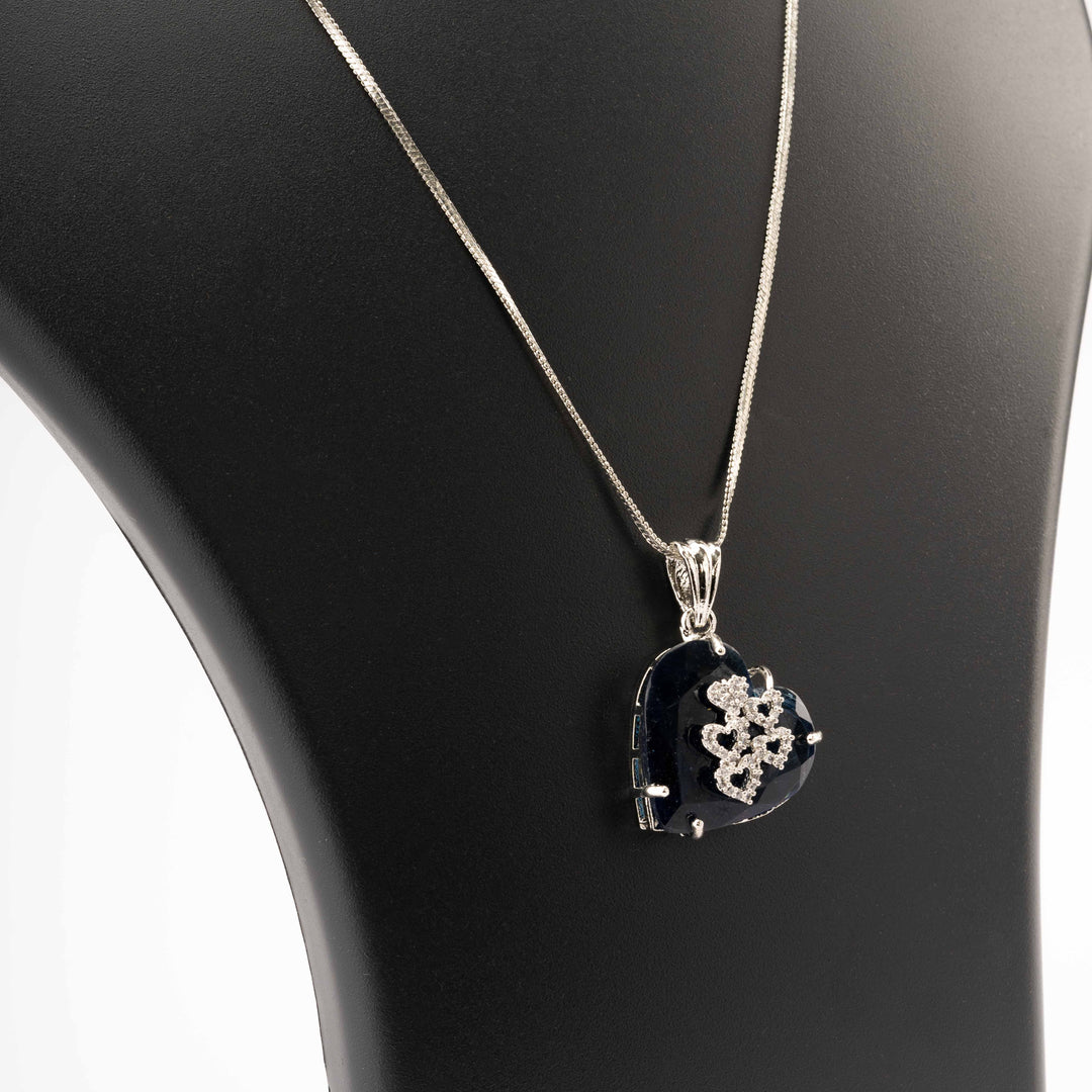 Afsa Pendant Set