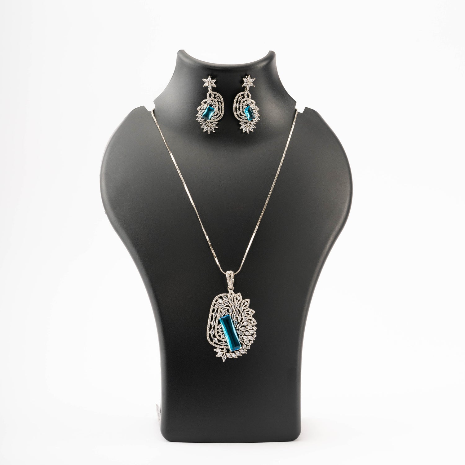 Katie Pendant Set