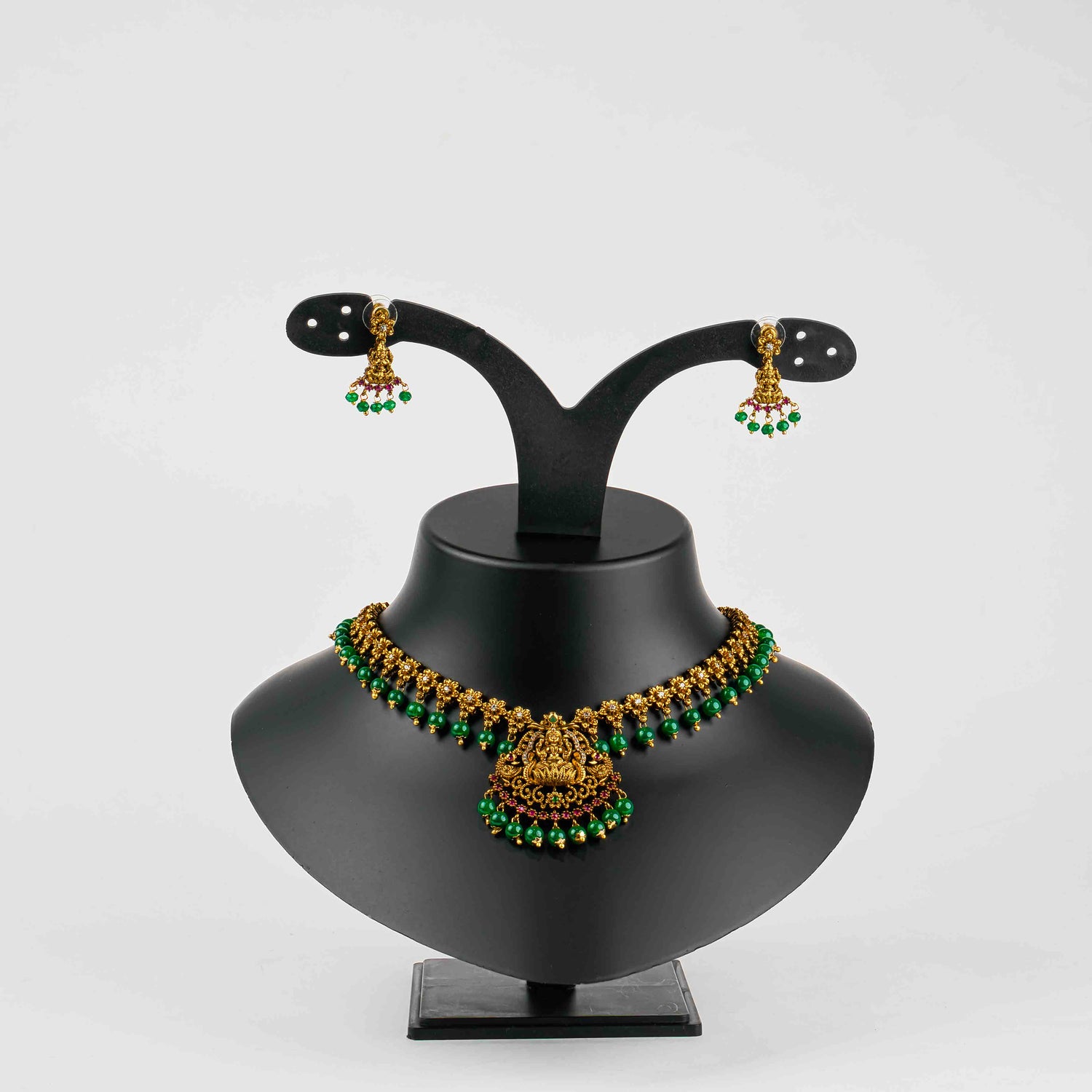 Rajnayana Necklace Set