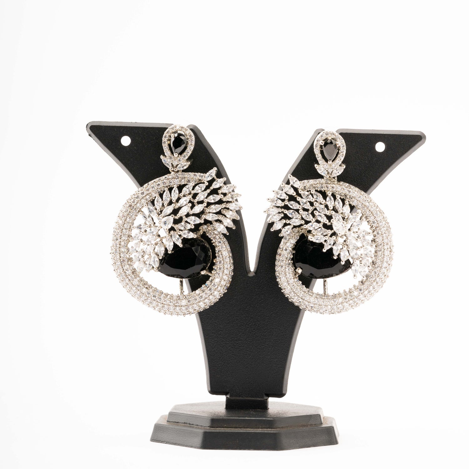 Sonia Earring