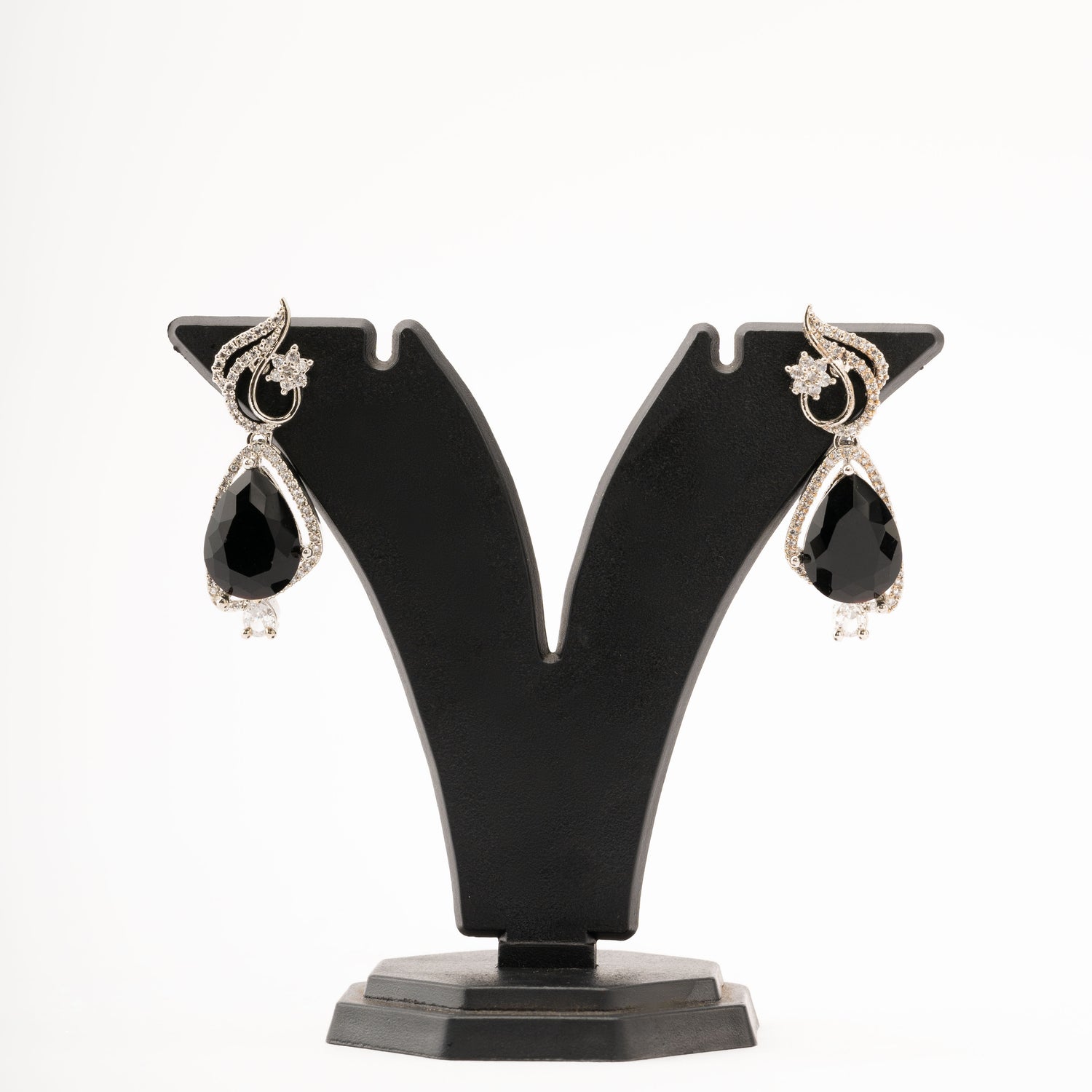Reetu Earring