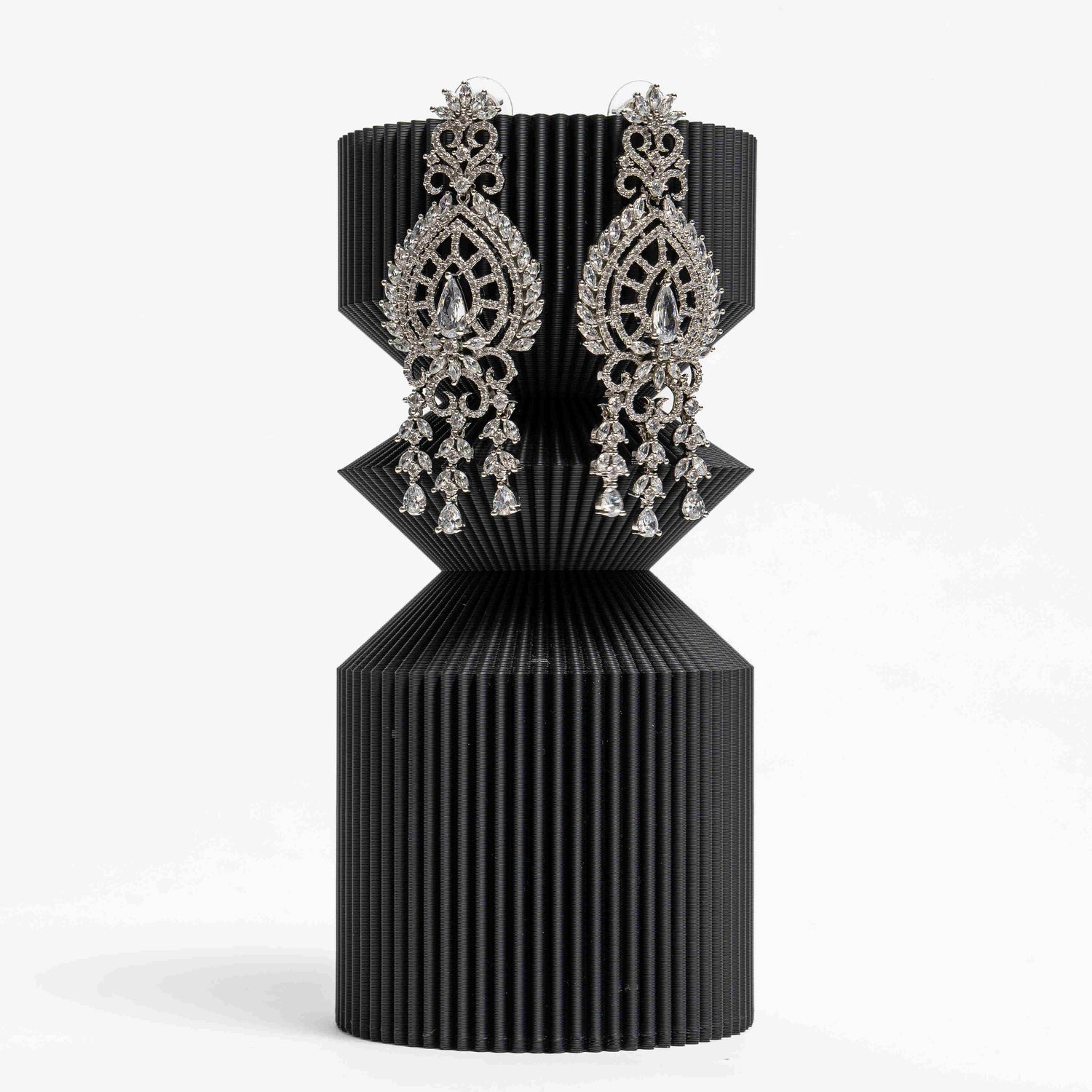 Mahi Earring